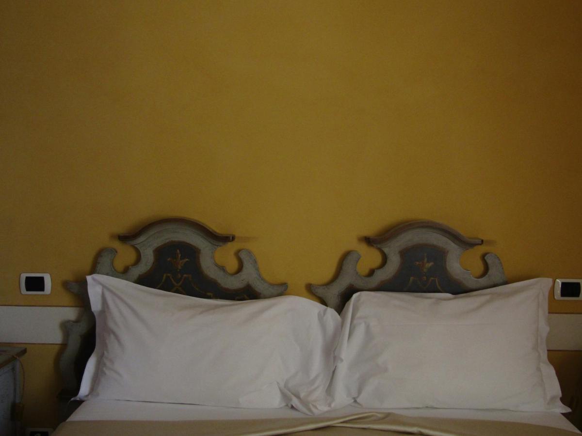 Antichi Feudi Dimora D'Epoca Hotel Teggiano Екстериор снимка